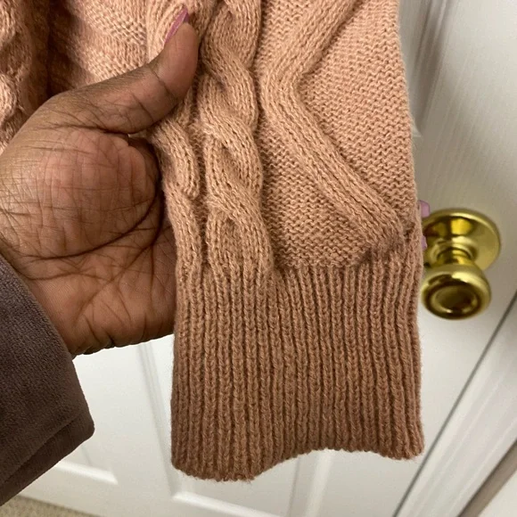 NWT Aelfric Eden Cable Knit Crewneck Sweater - Pink Mauve - Picture 2 of 9